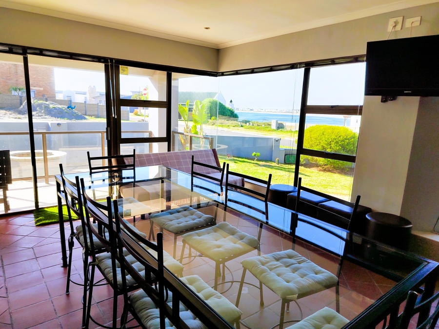 4 Bedroom Property for Sale in Britannia Bay Western Cape